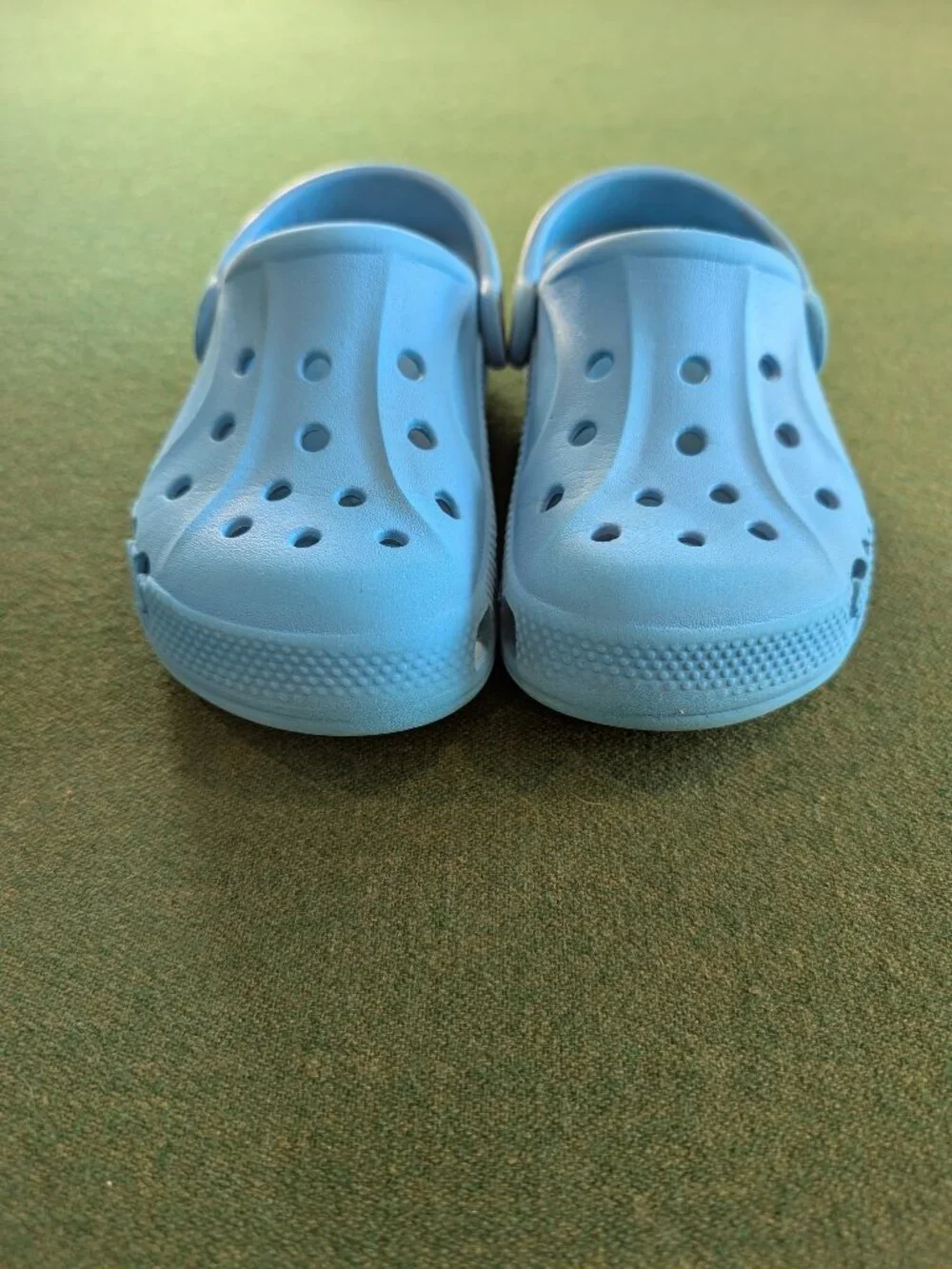 CROCS Aqua Blue/Elite Blue Kid's Size 10 💙